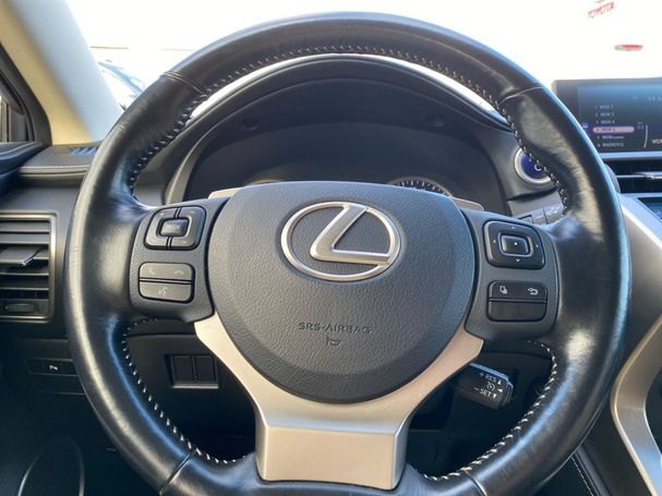 Lexus NX 300 H 145 kW image number 14