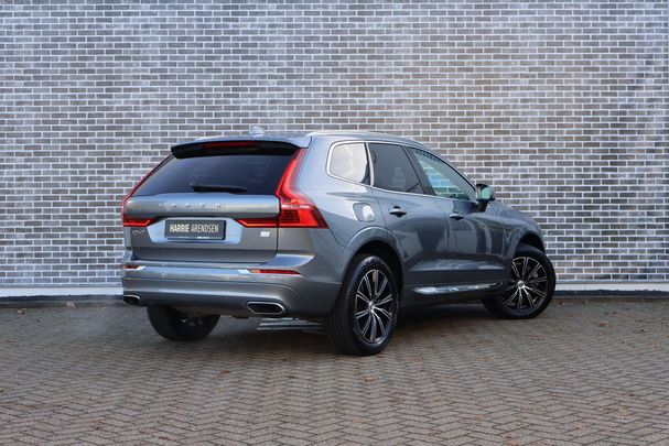 Volvo XC60 T6 Recharge AWD 250 kW image number 4