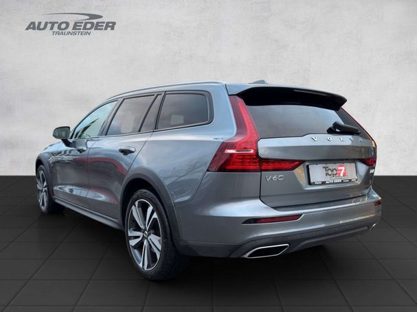 Volvo V60 Cross Country AWD Pro 140 kW image number 5