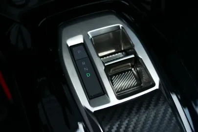 Car image 31