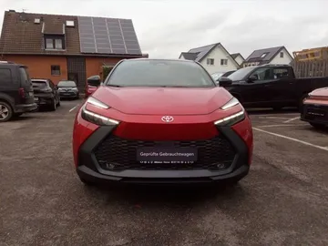 Car image 3