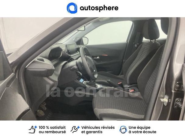 Peugeot 2008 1.2 PureTech 74 kW image number 17