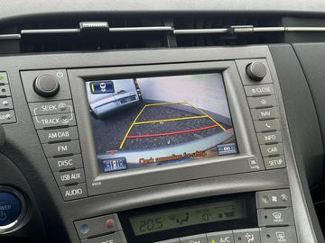 Car image 26