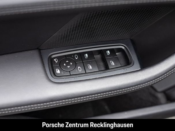 Porsche Taycan 4S 440 kW image number 27