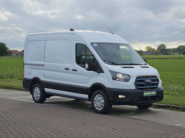 Ford E-Transit 350 L2H2 Trend 198 kW image number 4