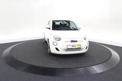 Car image 39
