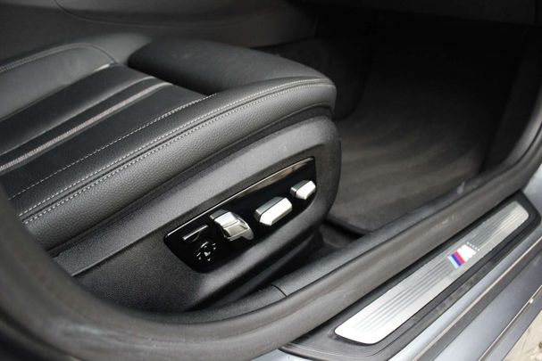 BMW 520i 135 kW image number 19