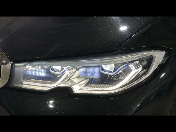 BMW 320d 142 kW image number 10