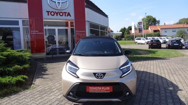 Toyota Aygo X 53 kW image number 3