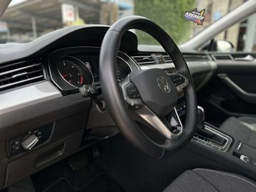 Car image 36