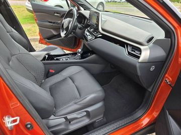 Car image 11