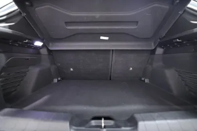 Car image 48