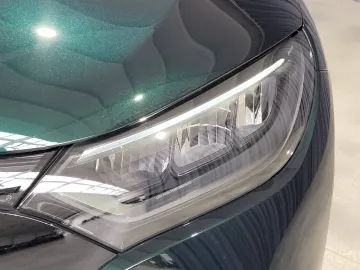 Car image 39