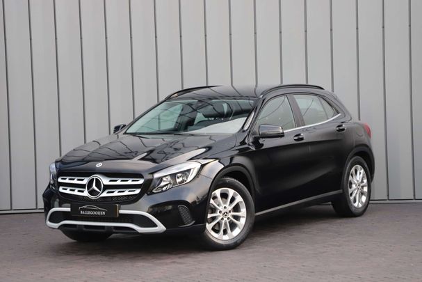 Mercedes-Benz GLA 200 115 kW image number 1