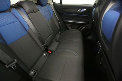 Car image 30