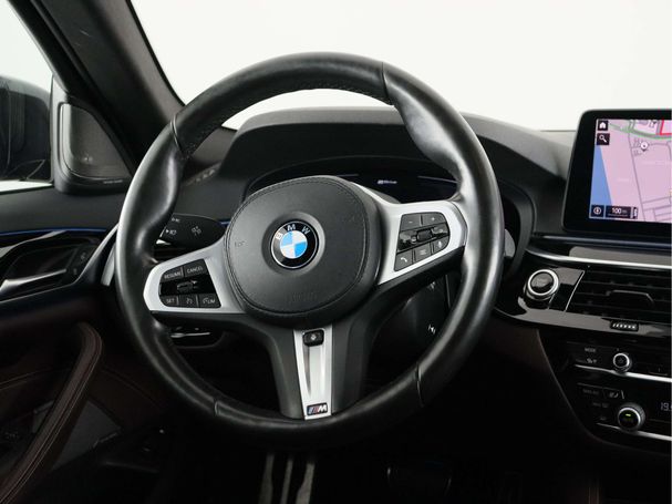 BMW 530 Touring 215 kW image number 3