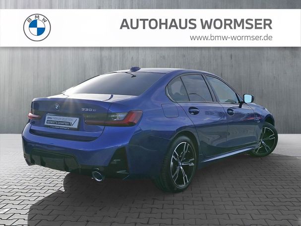 BMW 330e M Sportpaket 215 kW image number 3