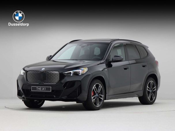 BMW iX1 eDrive20 150 kW image number 1