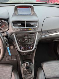 Car image 30