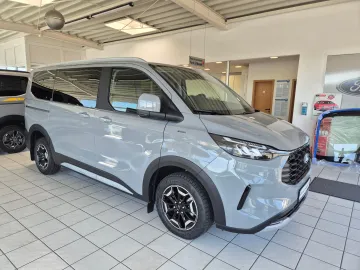 Car image 29