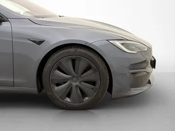 Car image 37