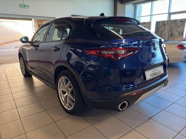 Alfa Romeo Stelvio 2.2 Diesel AT8 140 kW image number 4