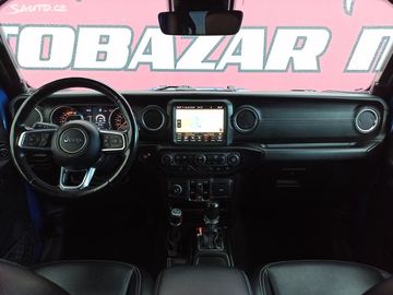 Car image 26