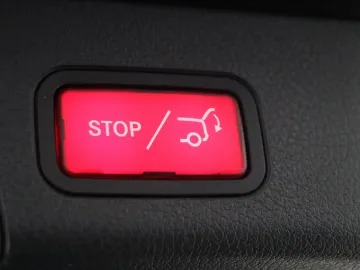 Car image 43