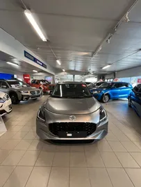 Car image 3