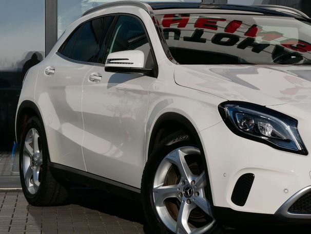 Mercedes-Benz GLA 180 90 kW image number 6