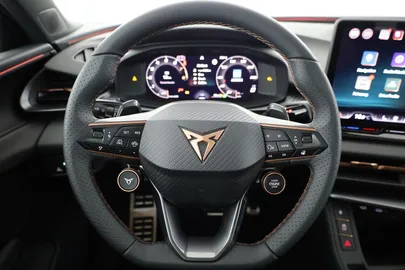 Car image 30