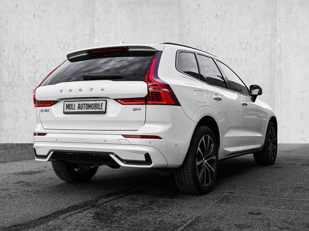 Volvo XC60 B4 Diesel Ultimate Dark 145 kW image number 2