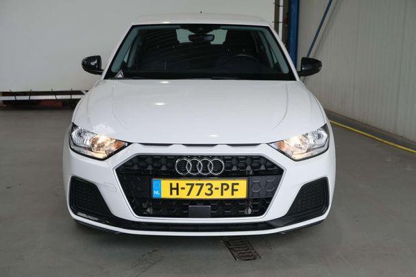 Audi A1 30 TFSIe Sportback 85 kW image number 3