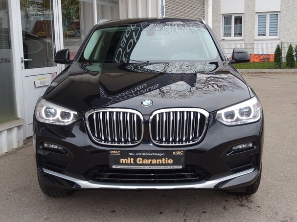 BMW X4 xDrive20d xLine 140 kW image number 3