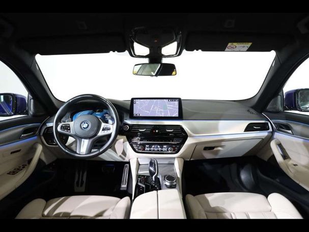 BMW 530 Touring 215 kW image number 6