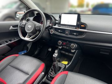 Car image 17