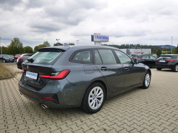 BMW 320i Touring 135 kW image number 3