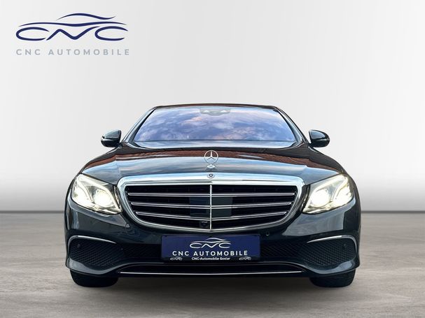 Mercedes-Benz E 220 d 4Matic Exclusive 143 kW image number 3