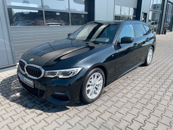 BMW 330d Touring 210 kW image number 1