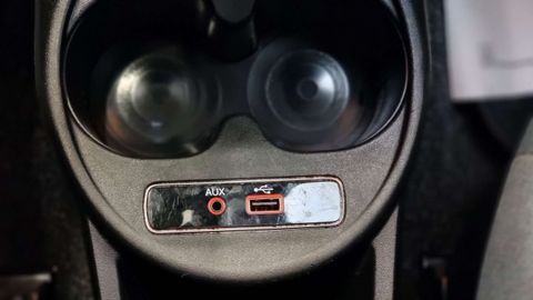 Car image 23