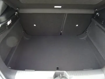 Car image 38