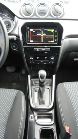 Suzuki Vitara 1.5 Hybrid AGS 85 kW image number 15