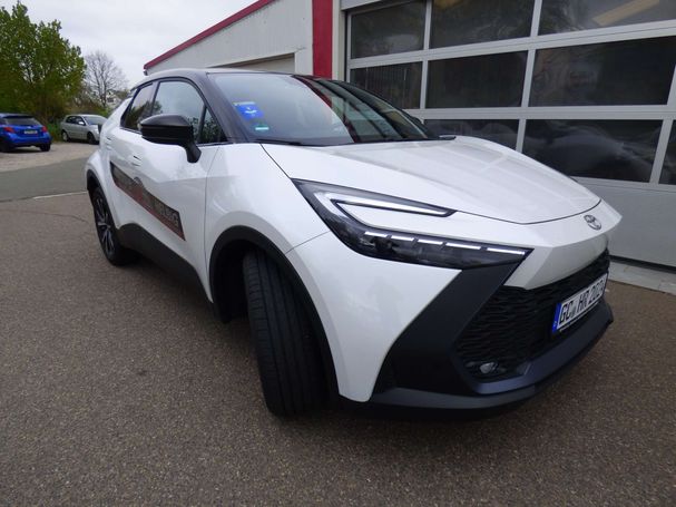 Toyota C-HR 2.0 Hybrid 135 kW image number 2