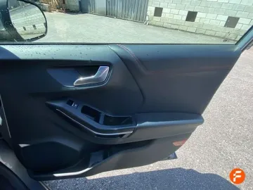 Car image 29
