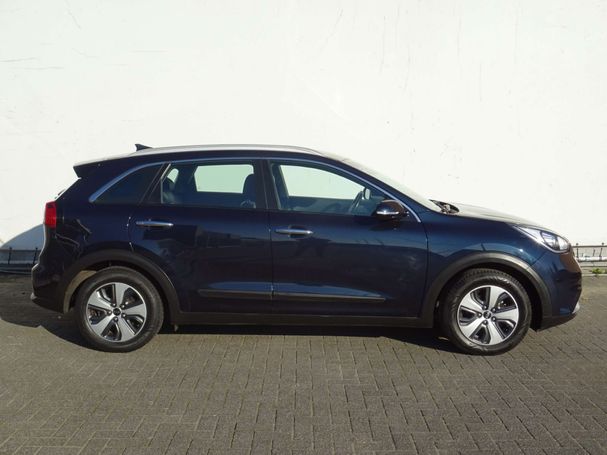 Kia Niro Hybrid 1.6 GDI 104 kW image number 3