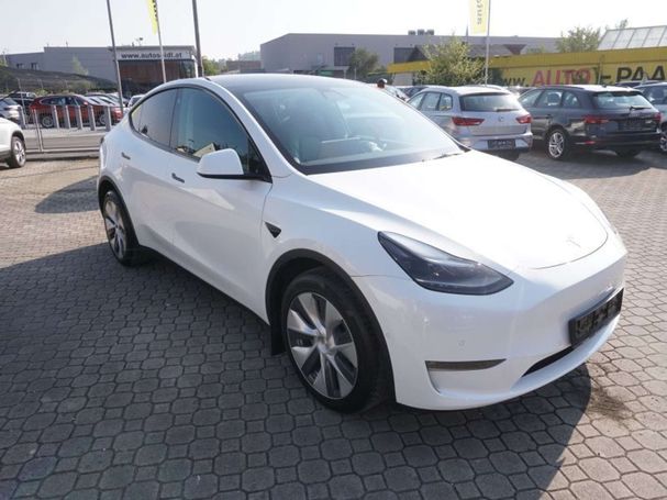 Tesla Model Y Long Range AWD 258 kW image number 2