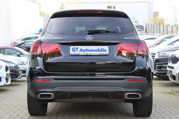 Mercedes-Benz GLC 300 e 4Matic 235 kW image number 11