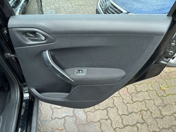 Car image 41