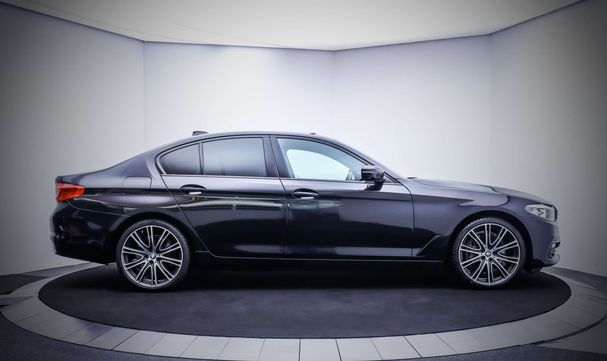 BMW 540i xDrive 250 kW image number 4