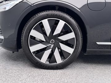 Car image 46